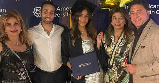 هانيا الحمامى بطلة الاسكواش تحتفل بتخرجها من الجامعة.. صور