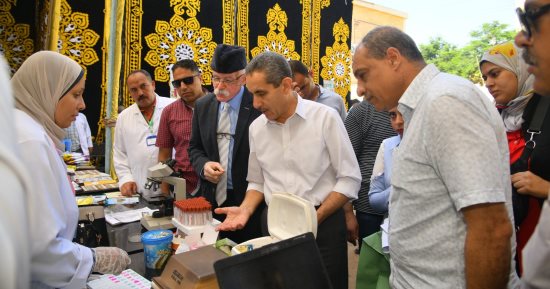 محافظ الغربية يشهد فعاليات التنمية البشرية والتمكين الاقتصادى بقرية قرانشو