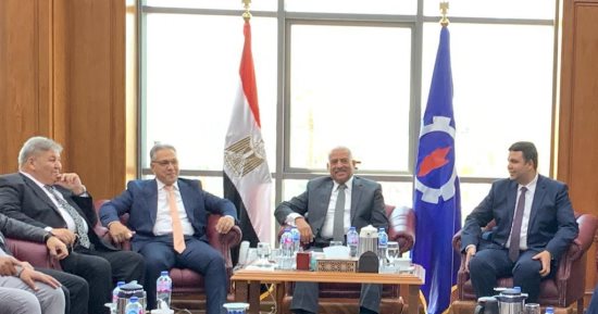 محافظ السويس يستقبل أعضاء اللجنة المحلية بمجلس النواب لتفقد المشروعات التنموية 