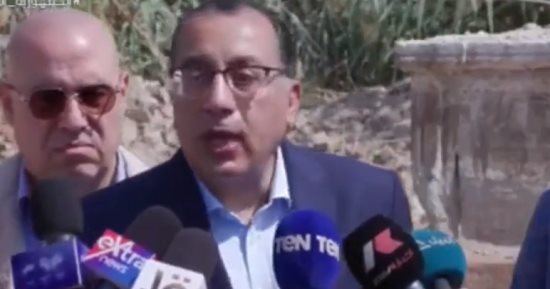 رئيس الوزراء يتفقد مقابر صلاح سالم تنفيذا لتكليفات الرئيس بإنشاء مقابر الخالدين