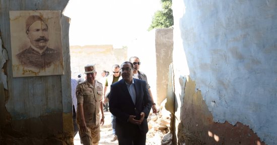 رئيس الوزراء: لا يعقل أن تكون مقبرة الزعيم أحمد عرابي بهذا الشكل