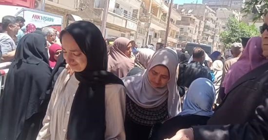 بكاء طالبات كفر الشيخ لصعوبة امتحان الكيمياء وغياب 343 طالبا عن اللجان.. صور