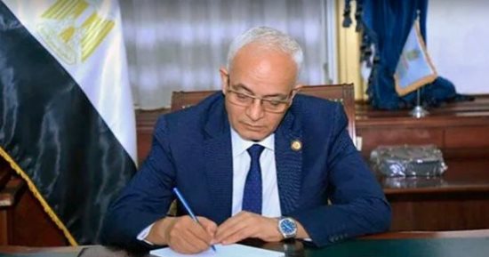 وزير التربية والتعليم يتفقد اليوم لجان الثانوية العامة بمدينة الغردقة 