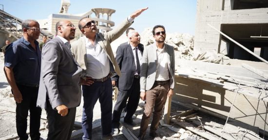 نائب وزيرة التخطيط يختتم زيارته للبحيرة بتفقد عدد من المشروعات التنموية 