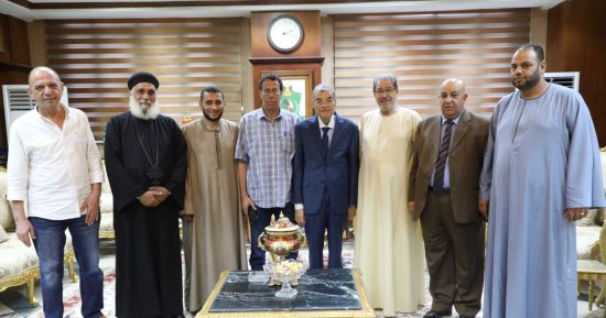 محافظ المنيا يستقبل أعضاء لجنة المصالحات العرفية بجنوب المحافظة
