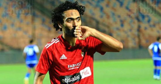 وكيل الشحات: وسطاء عرضوا على اللاعب الانضمام للزمالك.. لكنه يريد الاعتزال بالأهلى