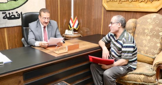 محافظ المنوفية يقرر صرف كرسى متحرك ومساعدات ومواد غذائية لحالات إنسانية