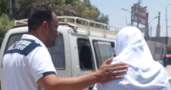 دموع طلاب الثانوية العامة بسبب امتحان الكيمياء وفرحة بسهولة الجغرافيا بأسوان