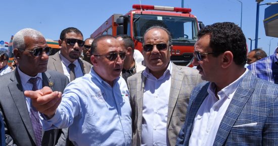 محافظ الإسكندرية: رفع أنقاض عقار سيدى بشر والتأكد من عدم وجود سكان أسفله