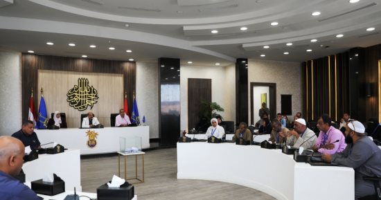 تطوير العشوائيات.. محافظ أسوان يشهد قرعة تسليم وحدات منطقة الصحابى.. صور 