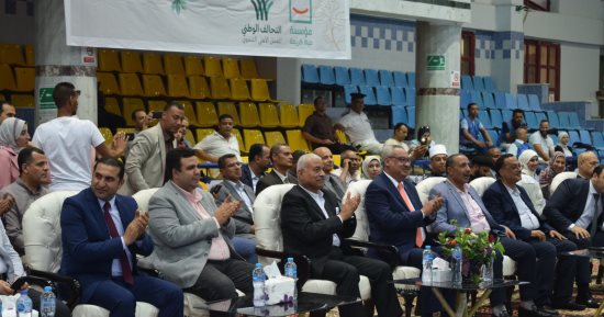 محافظ السويس يشهد تسليم 50 جهاز عروسين في احتفالية "حياة كريمة"
