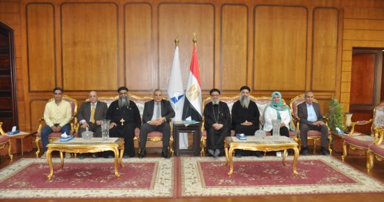 رئيس جامعة كفر الشيخ يستقبل وفد الكنيسة الأرثوذكسية للتهنئة بعيد الأضحى