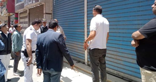 غلق 8 معارض بدون ترخيص وإيقاف أعمال تحويل شقة من سكنى إلى تجارى بحى غرب المنيا