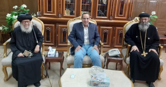 وفد الكنيسة يهنئ محافظ شمال سيناء بمناسبة عيد الأضحى المبارك