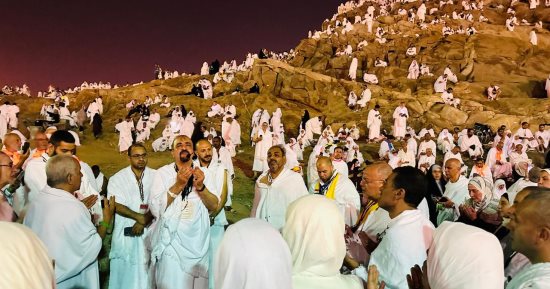 نجاح نفرة حجاج الجمعيات الأهلية بعد غروب شمس يوم عرفات إلى مزدلفة