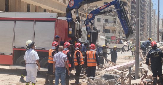حبس المقاول ومالك الطابق الـ14 بالعقار المنهار بالإسكندرية 