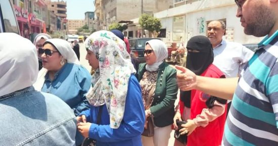 وكيل "صحة المنوفية" تتابع فعاليات حملة "100 يوم صحة" بإدارة قويسنا الصحية