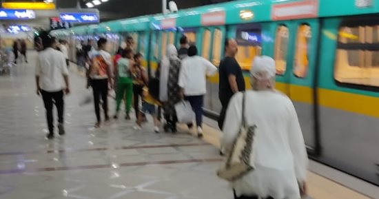 انتظام حركة تشغيل المترو والقطار الخفيف LRT فى أول أيام عيد الأضحى