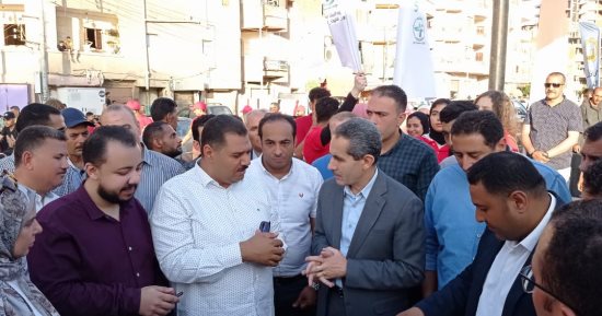 حى ثان طنطا ينفذ أول تجربة لجمع مخلفات المنازل بأبلكيشن "فرزاوى".. رئيس الحى: التطبيق يتبعنا ويمكن للمواطن التخلص منها والحصول على منتجات شركة طنطا للزيوت والصابون.. وطبقنا تجربة الرى باستخدام الطاقة الشمسية