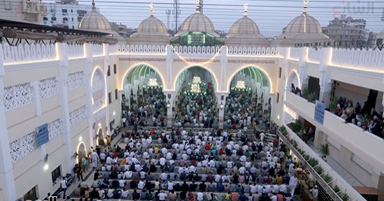  صلاة عيد الأضحى بساحة مسجد أبو بكر الصديق بشيراتون