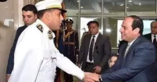 قصة بطولة.. صلاح الحسينى ضابط فقد ذراعه بحادث إرهابى وأنقذ طفلة بذراعه الأخرى