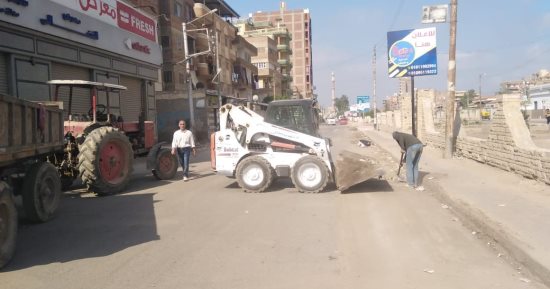 حملات نظافة ورفع المخلفات فى ثانى أيام عيد الأضحى بمراكز كفر الشيخ.. صور