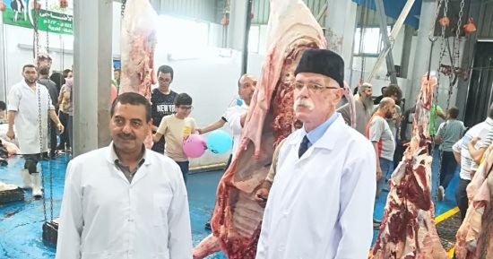إقبال كبير للذبح داخل المجازر المجانية بالغربية.. وذبح 527 رأسا فى اليوم الأول للعيد