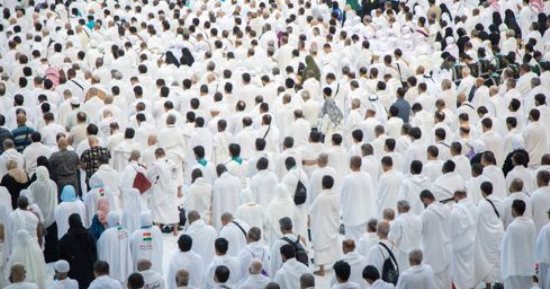 الصحة السعودية: 111 ألف حاج وحاجة يتلقون الخدمات العلاجية فى مكة والمدينة