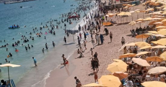 محافظة الإسكندرية: إقبال كبير على الشواطئ خلال عيد الأضحى.. والإشغال تخطى 80%