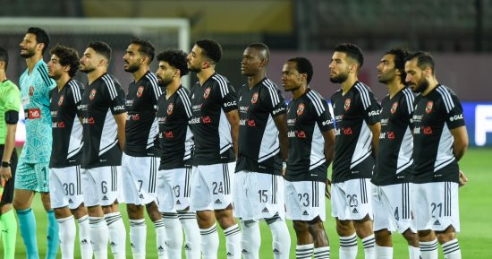 صراع الدوري يشتعل فى الأسابيع الأخيرة.. 8 نقاط تفصل الأهلى عن حسم اللقب.. بيراميدز يضمن اللعب فى دوري الأبطال لأول مرة.. الزمالك يصارع فيوتشر على المركز الثالث.. و4 فرق تتنافس على المركز الخامس فى الإيجيبشن ليج