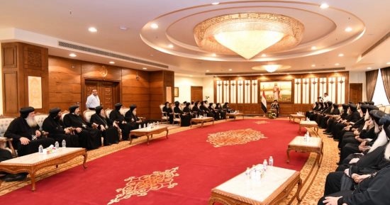 عودة البابا تواضروس إلى المقر الباباوى بالقاهرة لاستئناف نشاطه من جديد