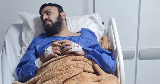 الإعلامى أحمد يونس يخرج من العمليات إثر تعرضه لحادث سير