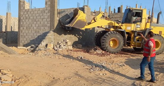 مجلس مدينة العريش يواصل الحملات على المباني بدون ترخيص 
