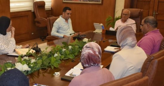 محافظ بورسعيد: تنفيذ دورات تدريبية للعاملين بالديوان العام للارتقاء بمهاراتهم العملية