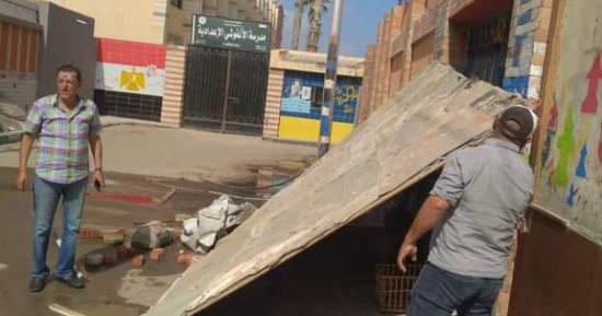 حملة لرفع الإشغالات بمحيط مدارس الجمرك فى الإسكندرية