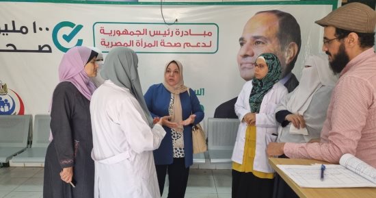 الكشف على 6 آلاف و900 مواطن وتطعيم 11 ألفا و633 طفلا ضمن "100 يوم صحة" بكفر الشيخ