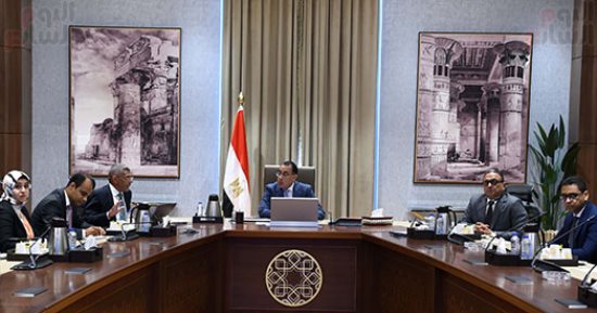 رئيس وكالة الفضاء: إطلاق القمر الصناعى "مصر سات 2" من محطة بالصين فى أكتوبر