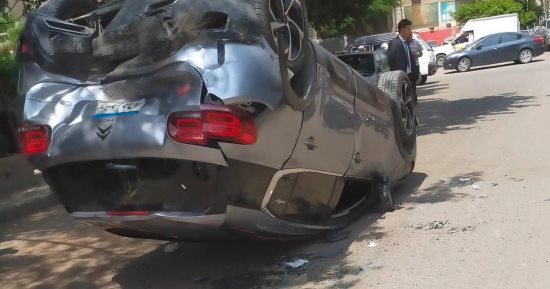 إصابة 3 أشخاص إثر حادث تصادم 3 سيارات فى المعادى