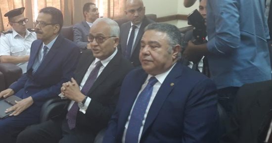 وزير التعليم يتابع عبر الفيديو كونفرانس من الغردقة امتحانات الثانوية