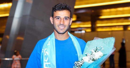 حمدى فتحى يصل قطر لإتمام الانتقال إلى نادى الوكرة
