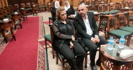 بدء عزاء الراحل علاء عبد الخالق بمسجد الشرطة.. وسيمون أول الحاضرين.. صور 