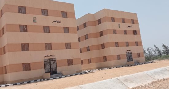 حياة كريمة بالشرقية.. إنشاء 27 عمارة سكنية بقرى سماكين الشرق ومنشأة بشارة وتانيس.. رئيس مركز الحسينية: الانتهاء من الأعمال بنسبة 100% والتسليم قريبا.. وإجمالى المشروعات بالمركز 894 مشروعا فى 41 قرية.. صور