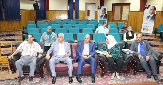 مدير تعليم القاهرة يتابع أعمال امتحانات الثانوية العامة