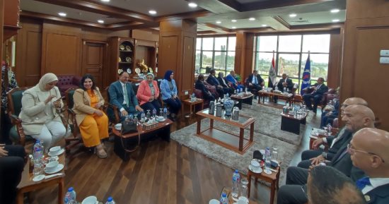 عميد كلية طب السويس لـ"صحة النواب": 26 سريرا بقسم الطوارئ بالمستشفى الجامعى