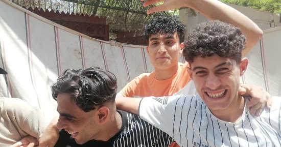 سعادة على وجوه طلاب الثانوية العامة بعد امتحان اللغة الأجنبية الأولى بالدقهلية