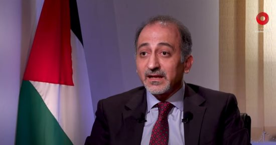 مندوب فلسطين بالجامعة العربية: إسرائيل تحاول السيطرة على الضفة الغربية