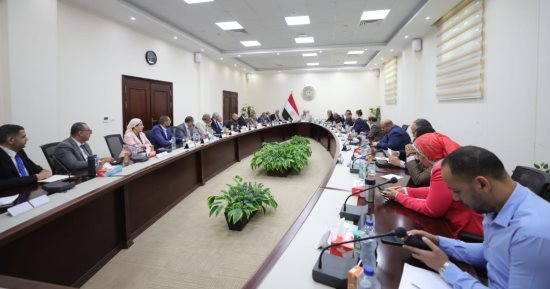 وزير التعليم العالى يوجه بضرورة الإسراع بتطوير خطط المعاهد الخاصة الدراسية 