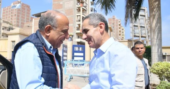 محافظ الغربية يستقبل وزير قطاع الأعمال بمصانع غزل المحلة
