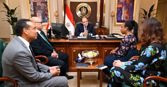 وزير الصناعة: نسعى للاستفادة من خبرات المنظمات الدولية في استراتيجية التنمية