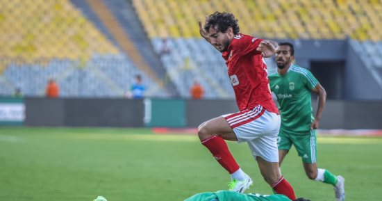 الأهلى يقترب من لقب الدورى بثنائية فى الاتحاد.. نقطتان أمام كولر لحسم الدرع الـ43.. الأحمر بلا خسائر قبل مواجهة القمة الفاصلة.. 11 مباراة "كلين شيت" على التوالى.. والاتحاد يواصل السقوط وبلا فوز فى آخر 11 لقاء